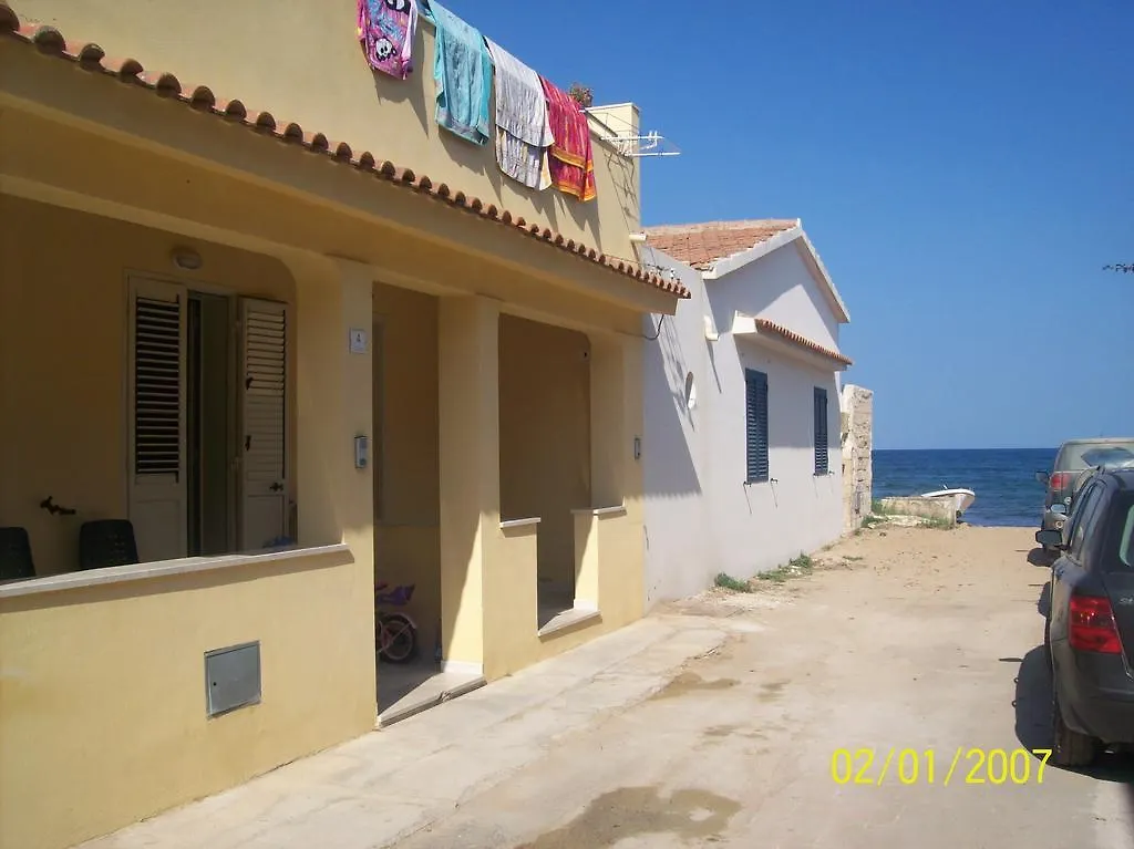 Сasa de vacaciones Residence Selene Lido di Noto